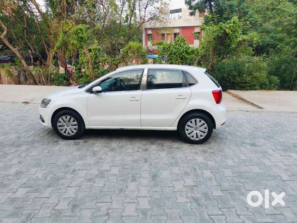 Volkswagen Polo Petrol Comfortline 1.2l, 2015, Petrol