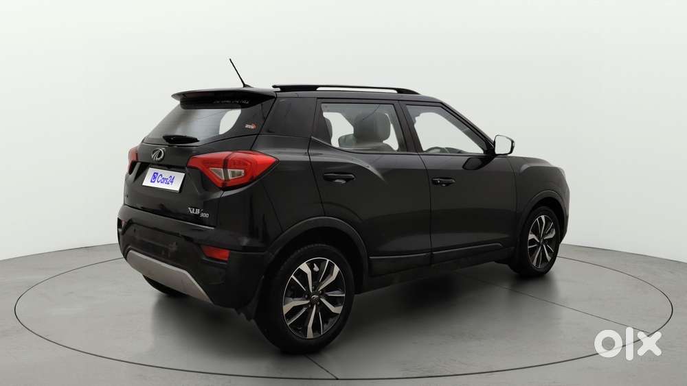 Mahindra Xuv300 W8 Option, 2020, Petrol