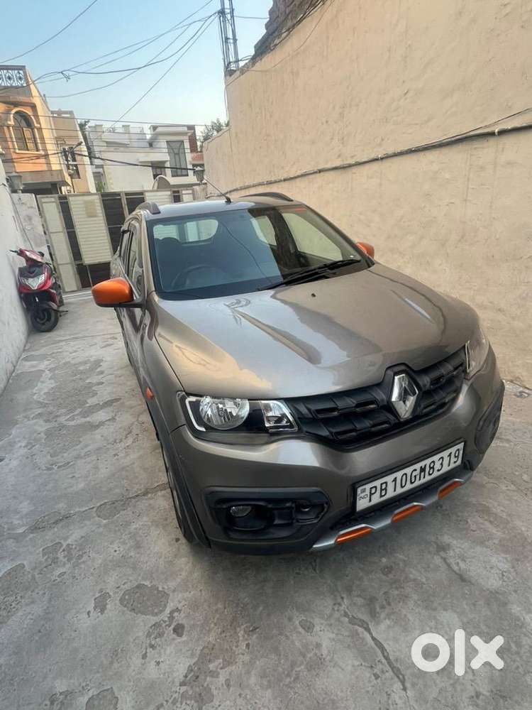 Renault Car 2017 Petrol Automatic Lady Driven