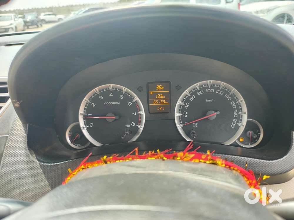 Maruti Suzuki Swift Dzire 1.2 Zxi Bsiv, 2013, Petrol