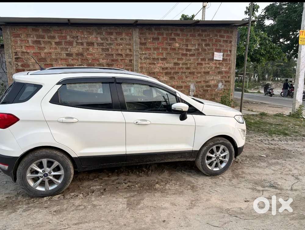 Ford Escort 2021with Sunroof (2nd Top Model) With Timely Service