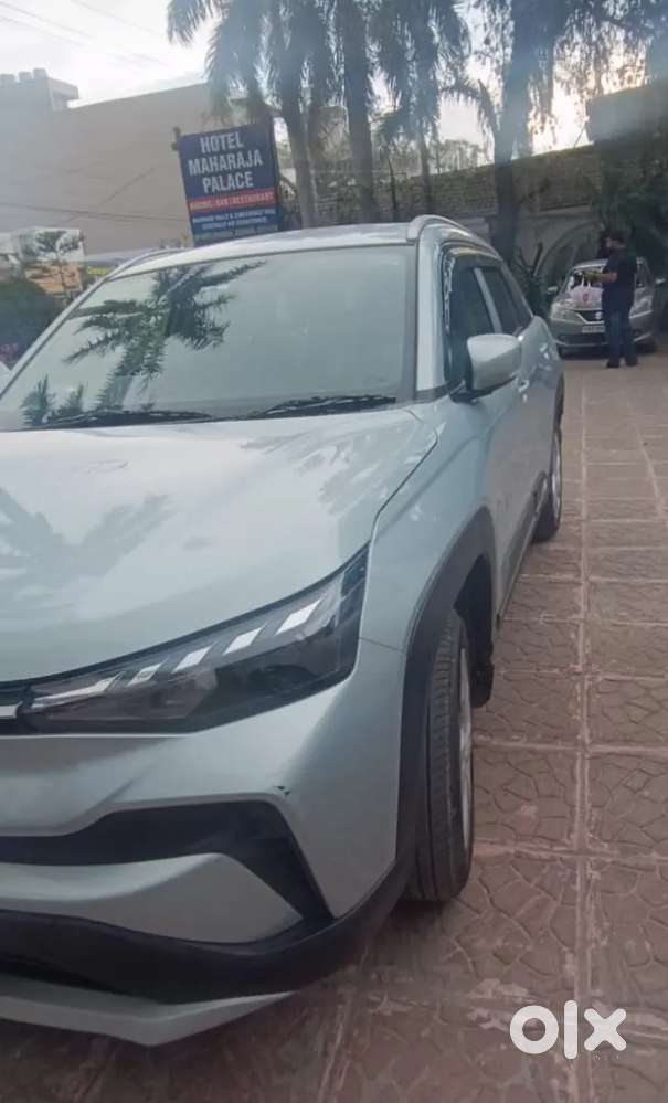 Maruti Suzuki Victoris 2026 Petrol 1380 Km Driven,