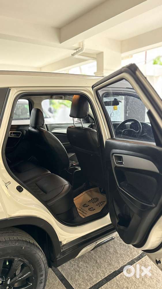 Maruti Vitara Brezza Zxi 2021 First Owner On Showroom Track