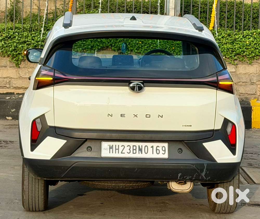 Tata Nexon Smart Plus S 1.2 Revotron Petrol 5 Mt, 2025, Cng & Hybrid..