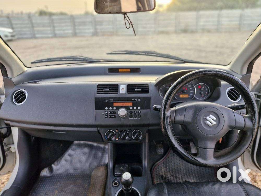 Maruti Suzuki Swift Dzire Vdi Optional, 2010, Diesel