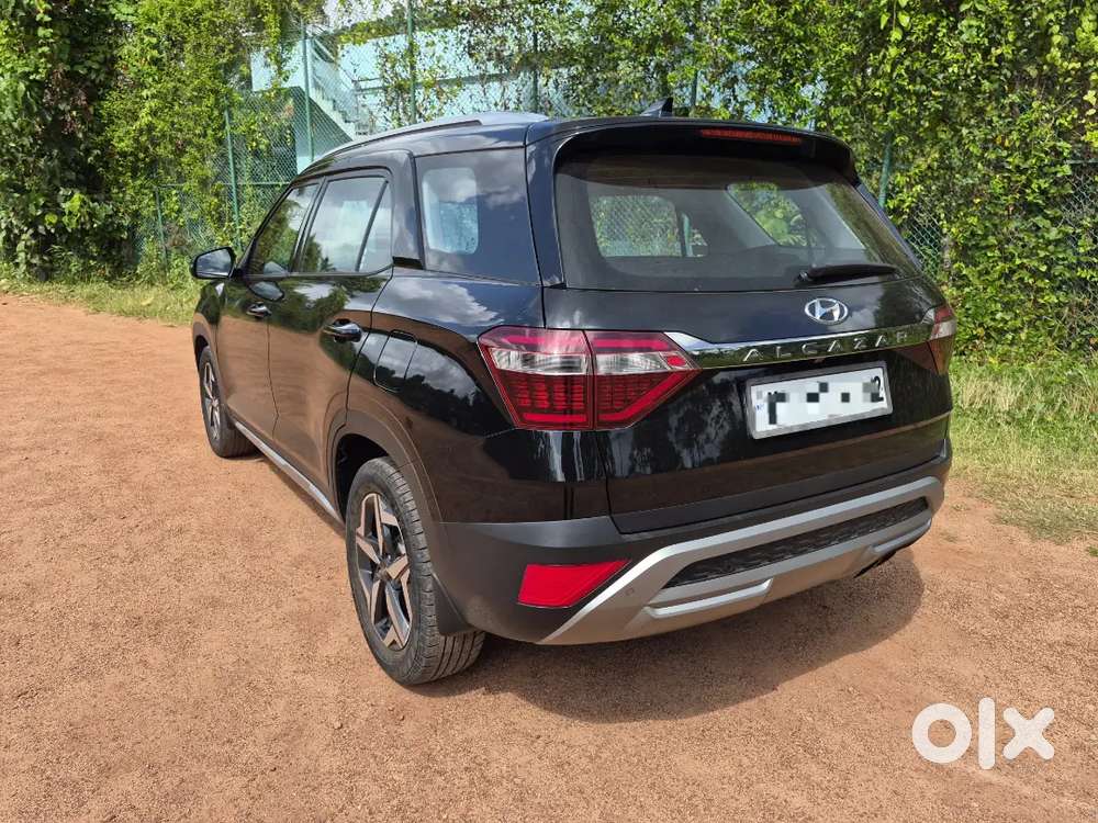 Hyundai Alcazar 2022 Deisel Automatic Lowkm Single Owner