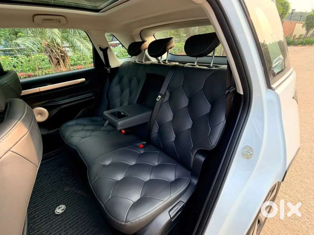 Mg Windsor Ev Essence, 2024, Electric