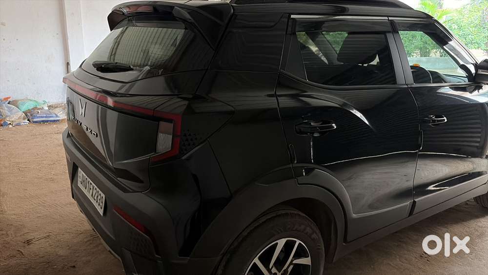 Mahindra Xuv 3xo Petrol Manual 2025
