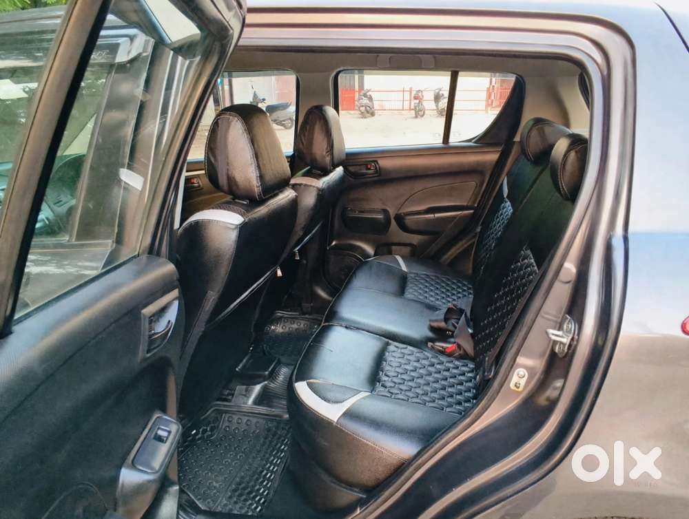 Maruti Suzuki Swift 1.2 Dlx, 2017, Petrol
