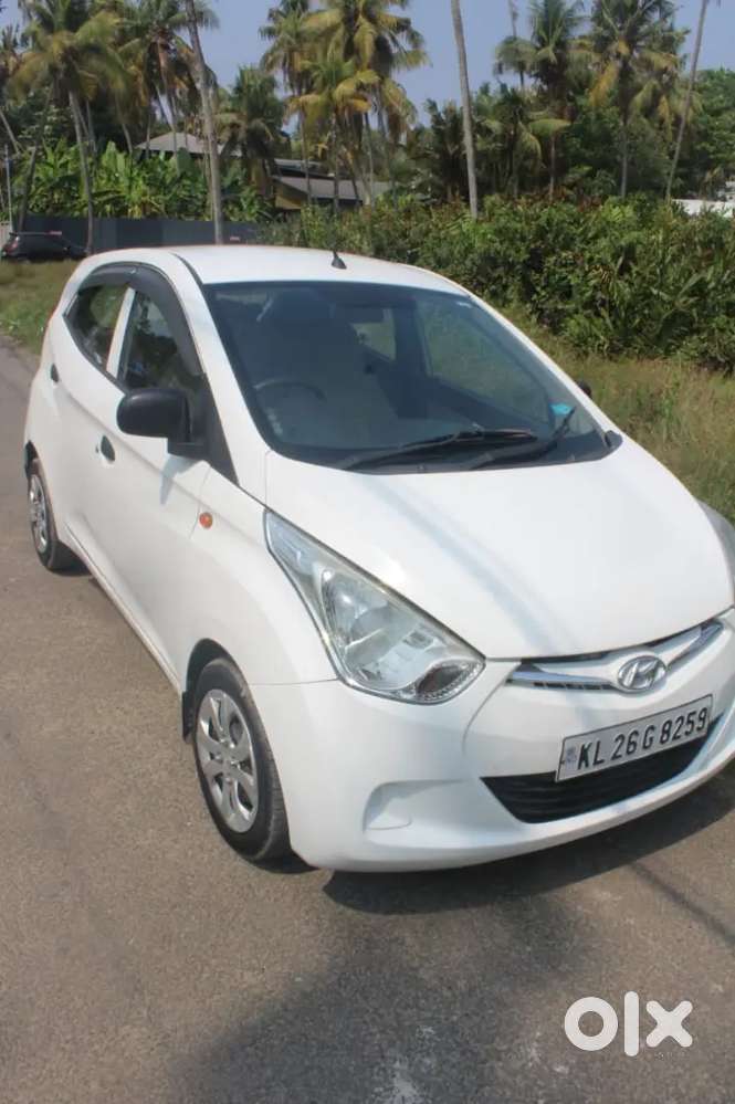 Hyundai Eon 2016 Petrol 30300 Km Driven