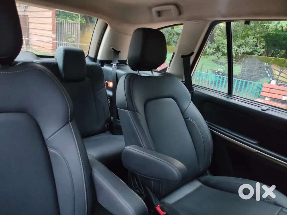 Tata Hexa Car
