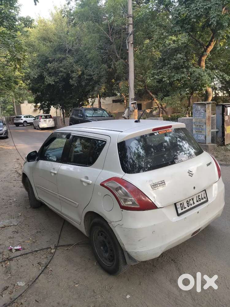 Maruti Suzuki Swift 2012 Cng & Hybrids Well Maintained...1.5 Lakh
