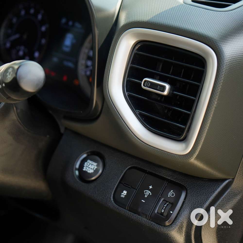 Hyundai Venue Sx Plus Turbo Dct, 2019, Petrol