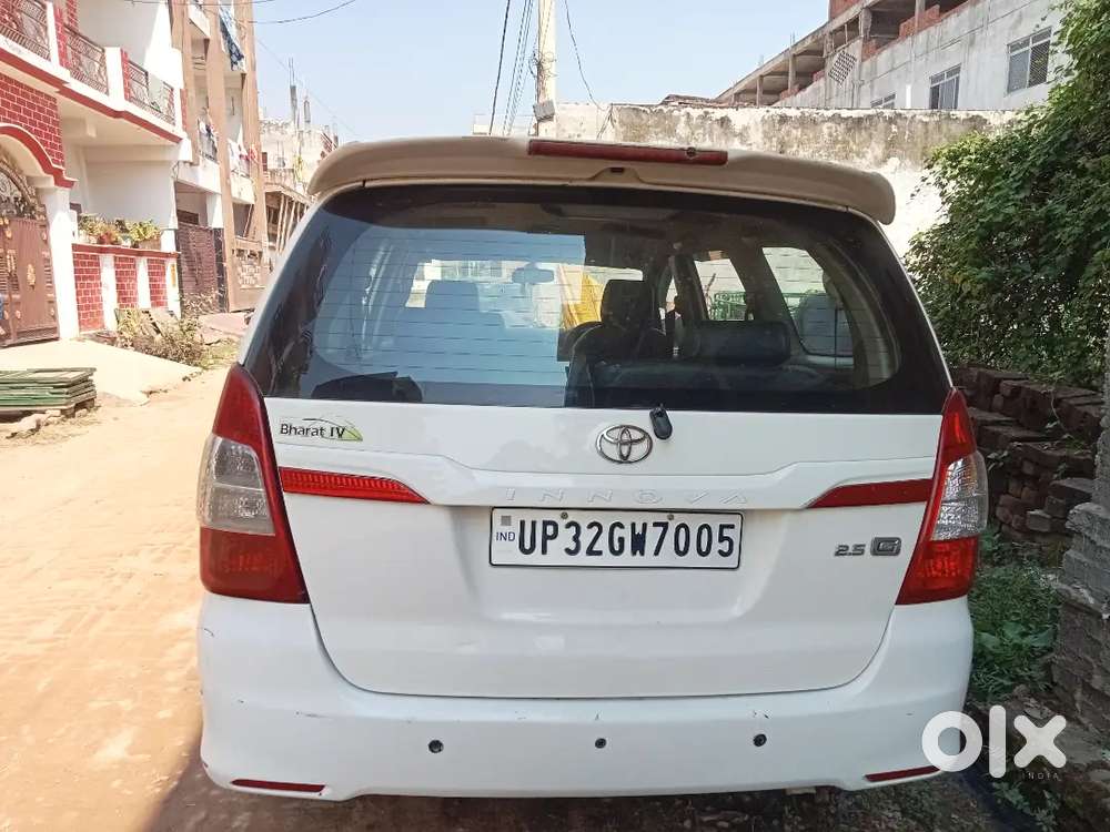 Toyota Innova In Simple