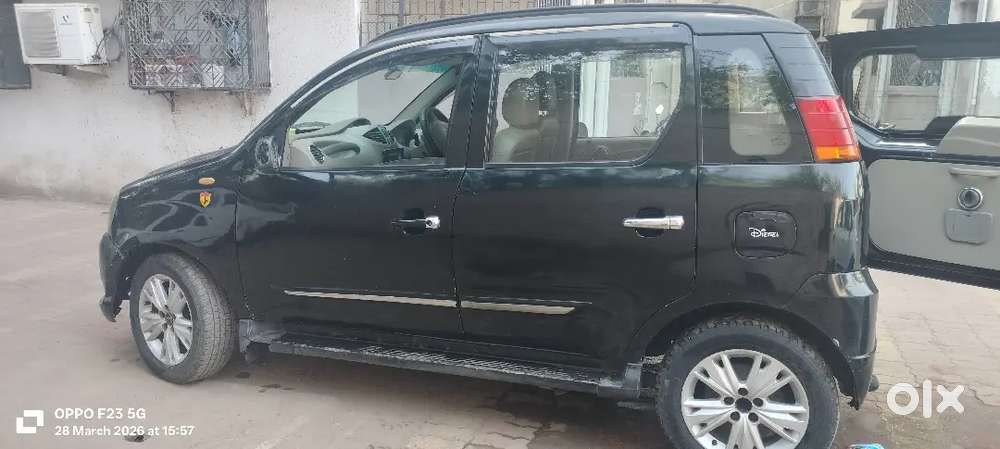 Mahindra Quanto 2012 Diesel 99000 Km Driven