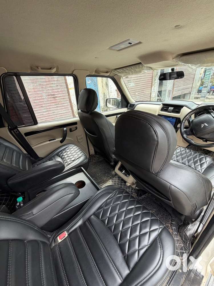 Mahindra Scorpio Classic 2023