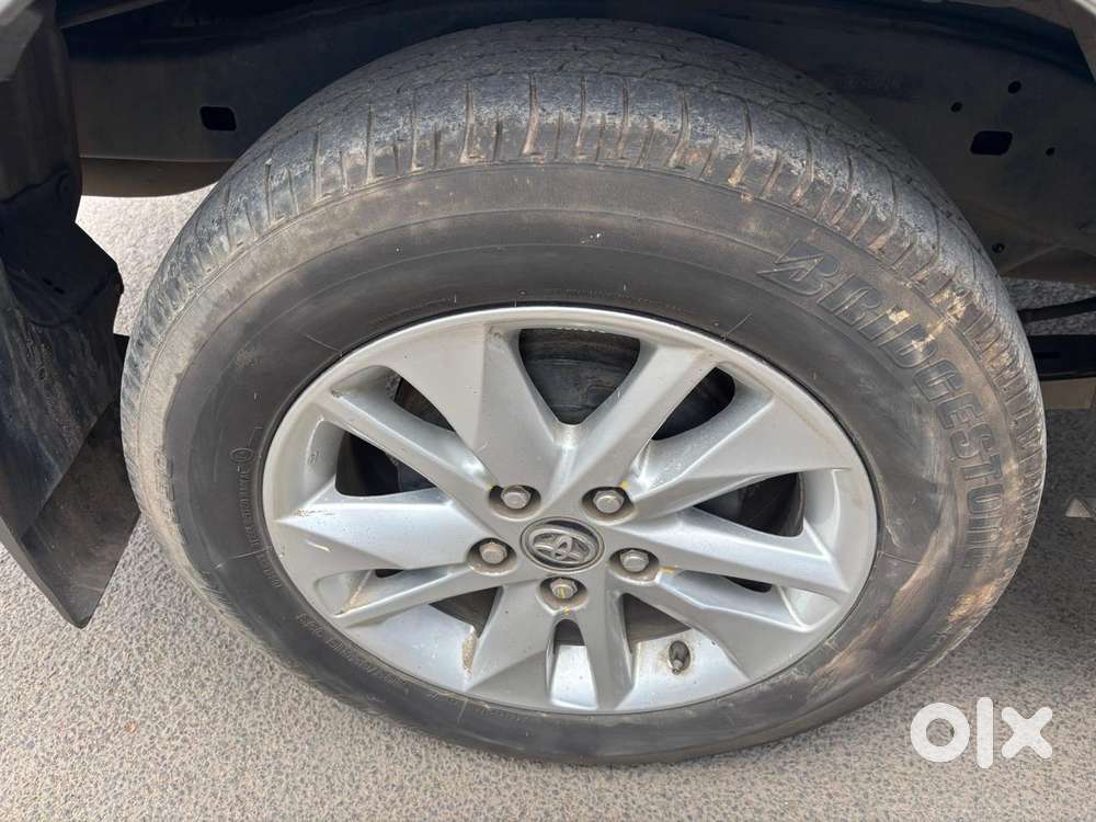 Toyota Innova Crysta 2.8 Gx At, 2016, Diesel