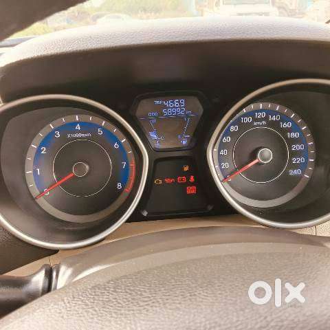 Hyundai Elantra 1.8 Sx Mt, 2015, Petrol