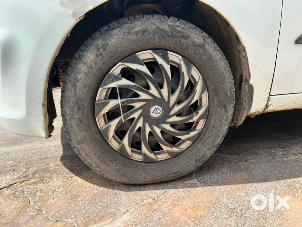 Hyundai I10 2011 Cng 76756 Km Driven