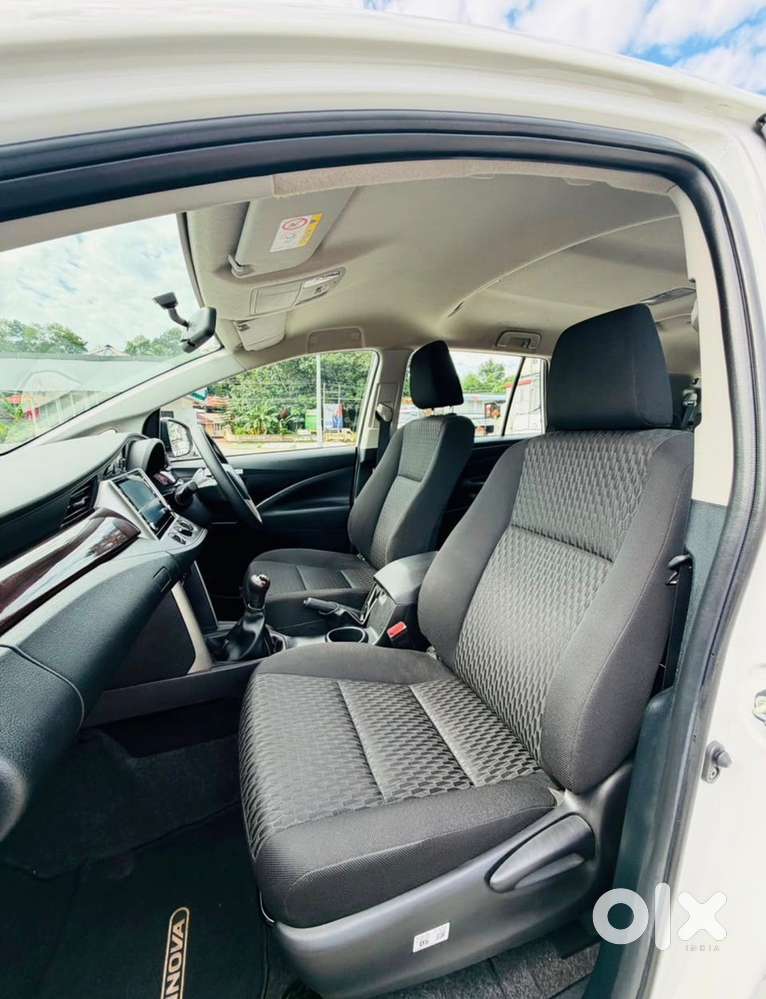 Toyota Innova Crysta 2024