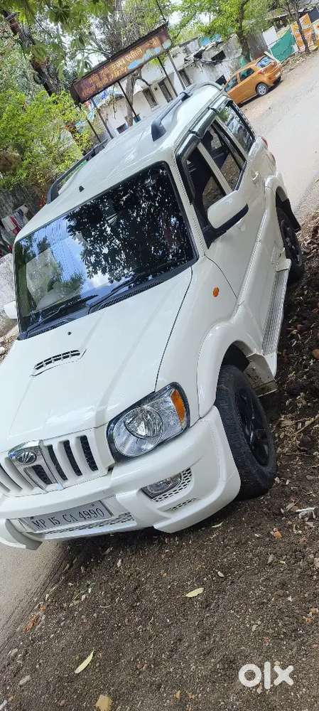 Mahindra Scorpio Diesel 2013