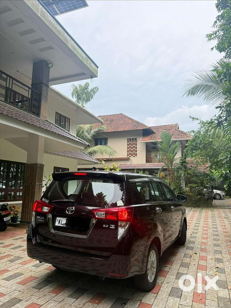 Toyota Innova Crysta 2018