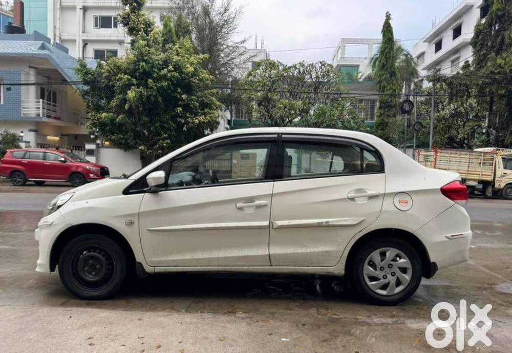 Honda Amaze 2013 Diesel Well Maintained