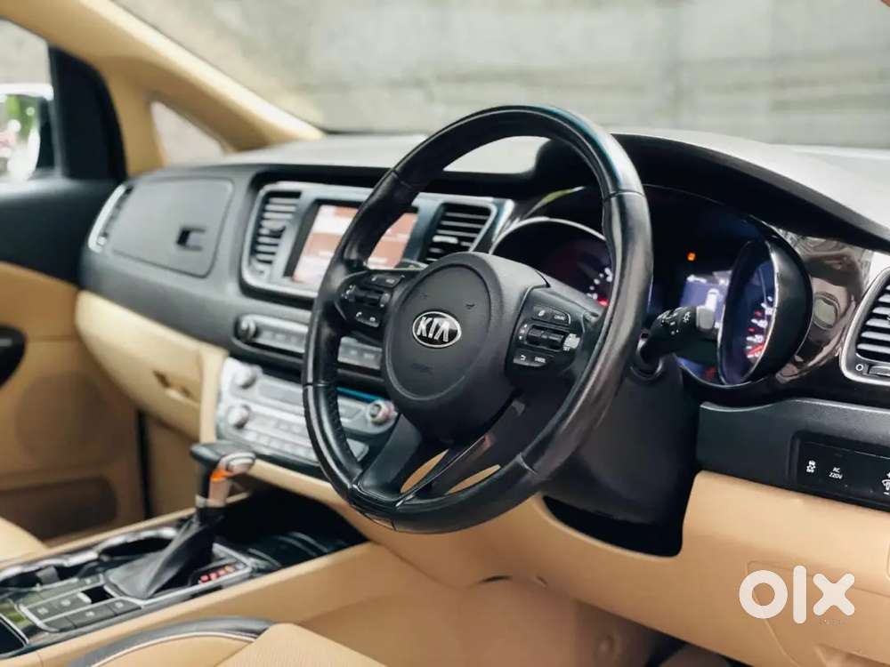 Kia Carnival Limousinec Plus 7 Str