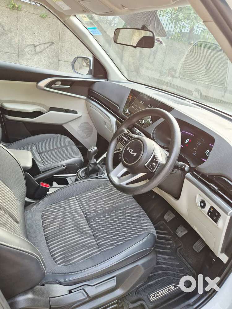Kia Carens 1.5 Prestige 7 Str, 2024, Petrol