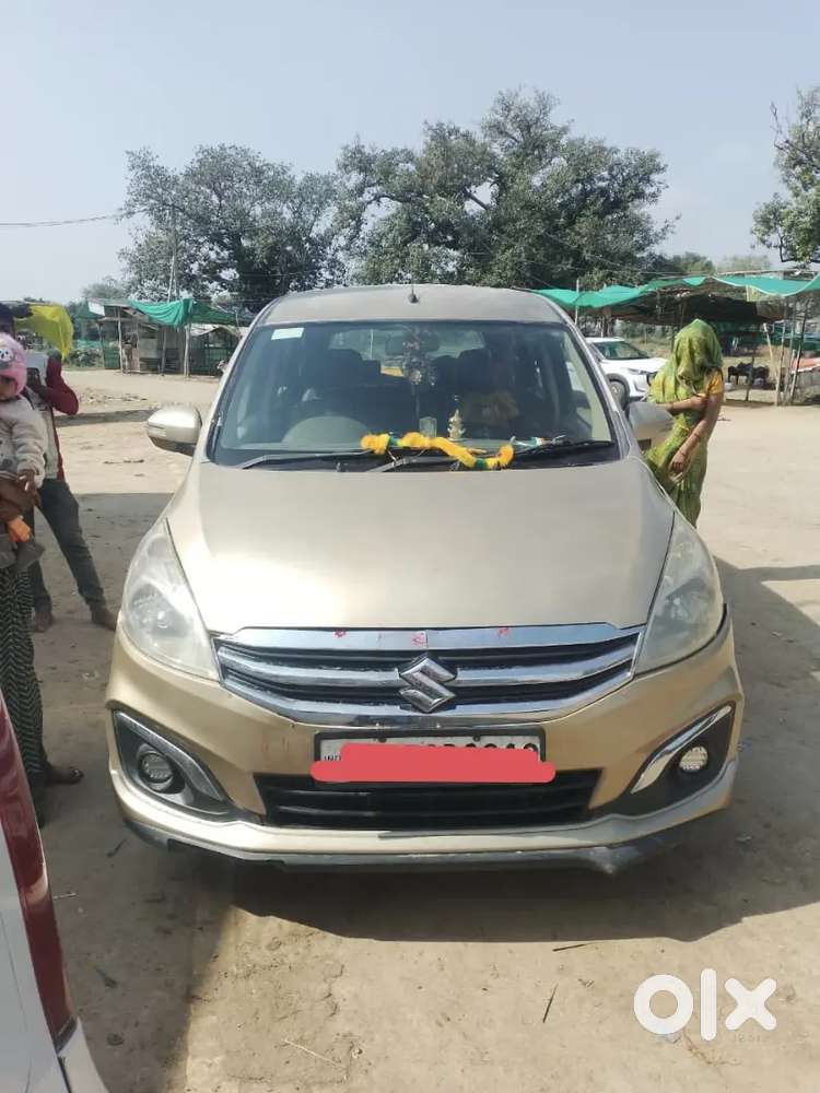 गाड़ी की बढ़िया कंडीशन है मुझे अर्जेंट में बेचना है