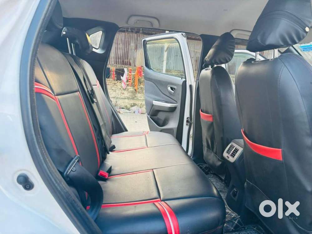Nissan Magnite 1.0 Xv Premium Turbo Cvt, 2022, Petrol