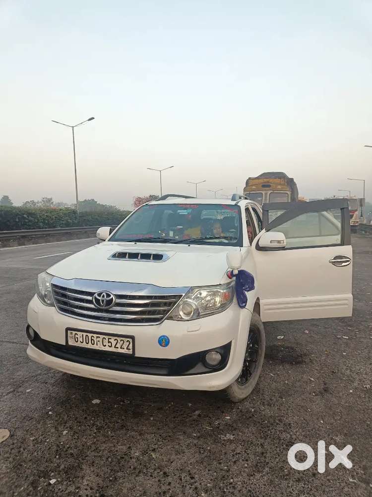 Toyota Hiace 2012 Diesel 170000 Km Driven