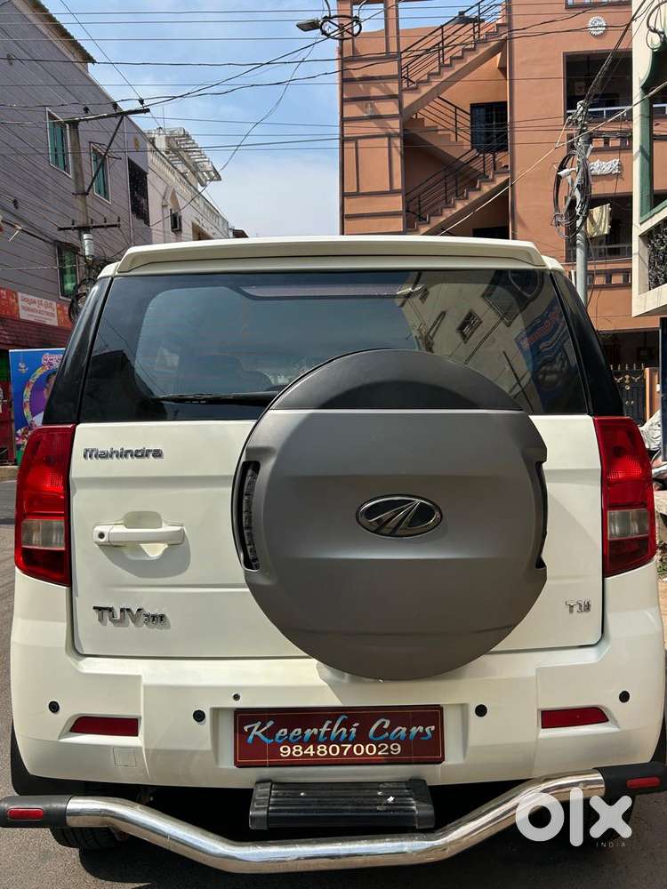 Mahindra Tuv 300 T10, 2018, Diesel