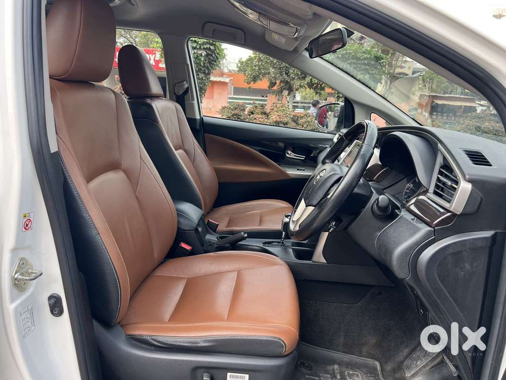 Toyota Innova Crysta 2.8z Automatic, 2018, Diesel