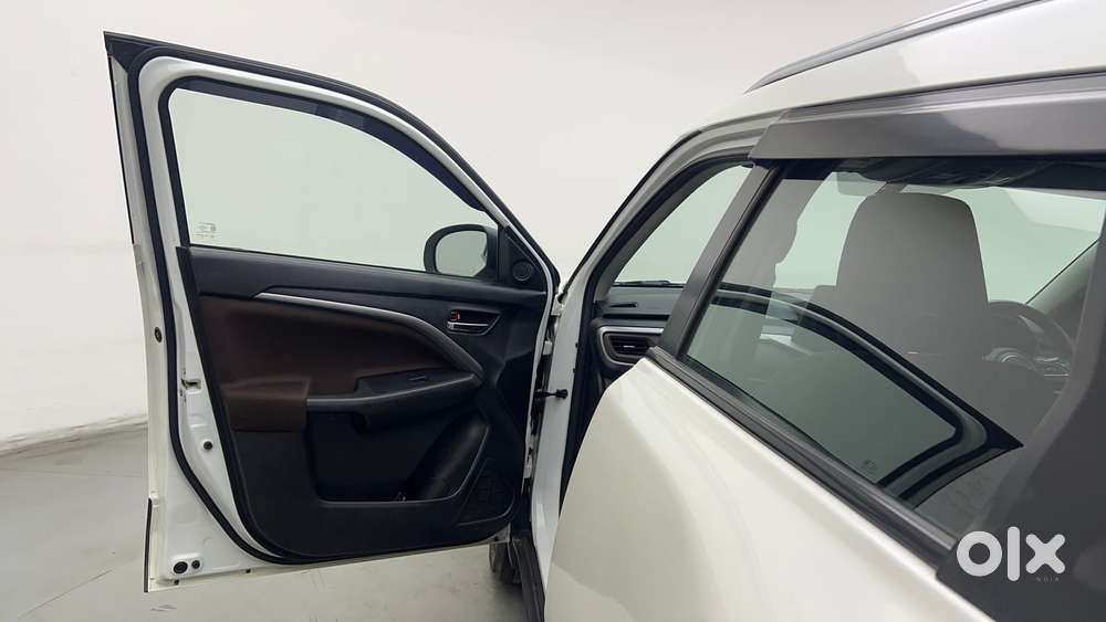 Maruti Suzuki Brezza Zxi Plus At, 2022, Petrol