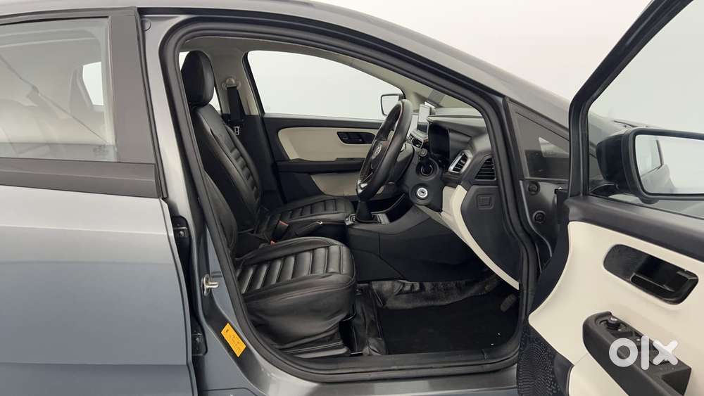 Tata Altroz Xm Plus Petrol, 2022, Petrol