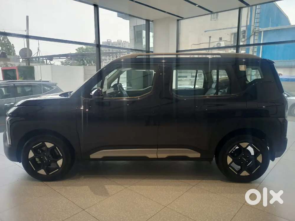 Kia Syros 2025 Petrol 305 Km Driven
