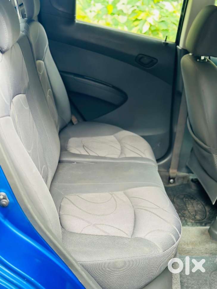 Chevrolet Beat, 2010, Petrol