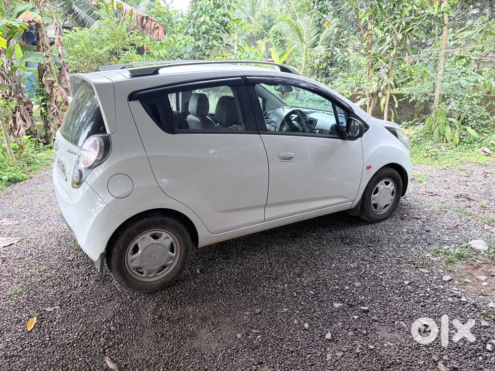 Chevrolet Beat Manual Petrol 2010