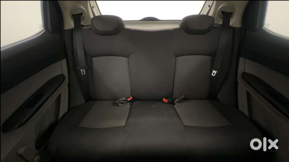 Tata Tiago Xe, 2016, Petrol