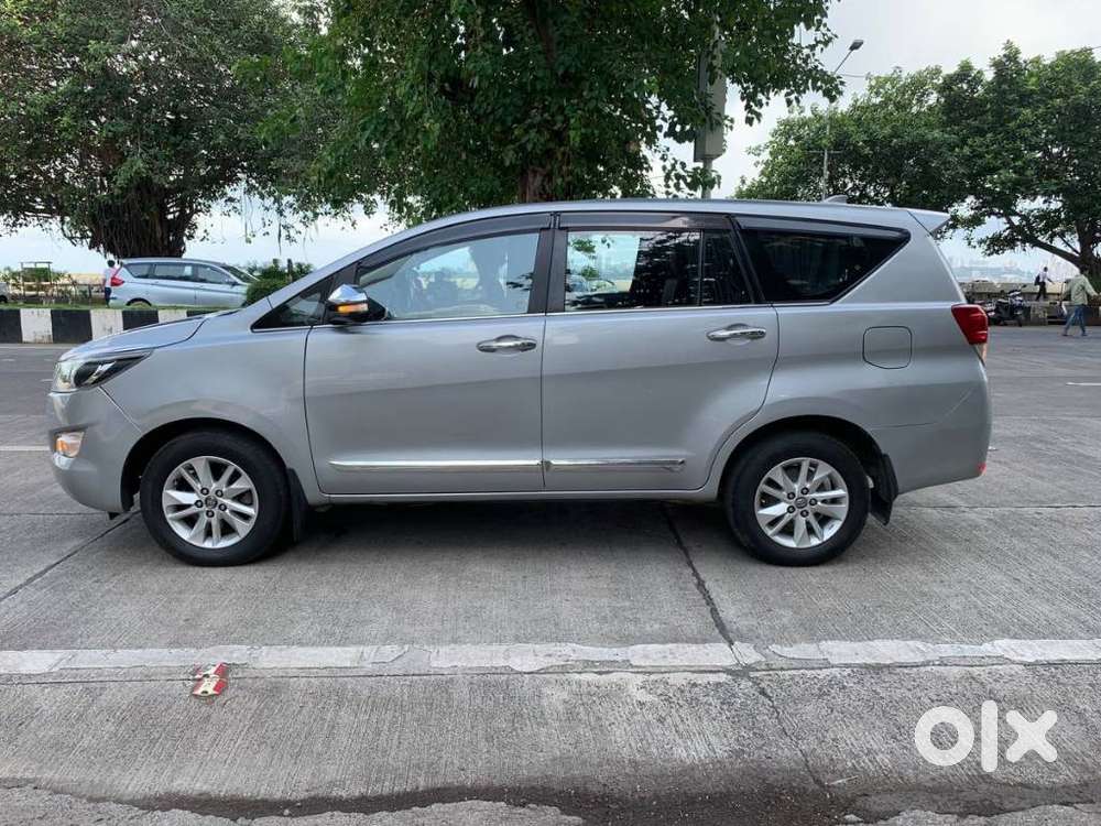 Toyota Innova Crysta 2.8 Zx At 7 Seater, 2017, Diesel