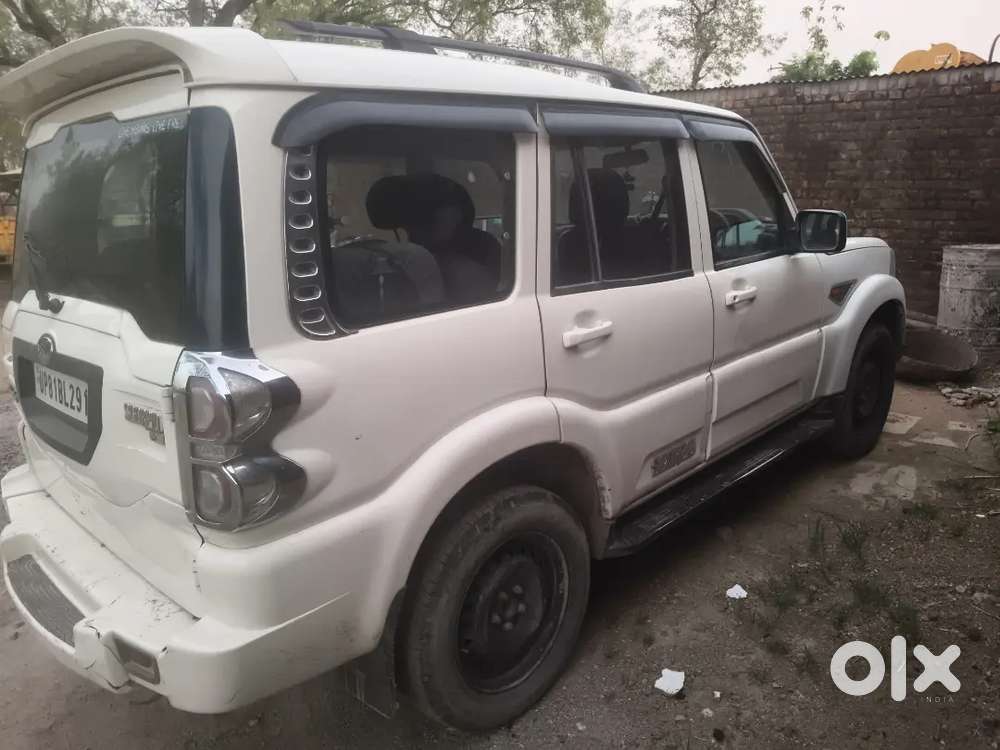 Mahindra Scorpio 2016 Diesel 225000 Km Driven