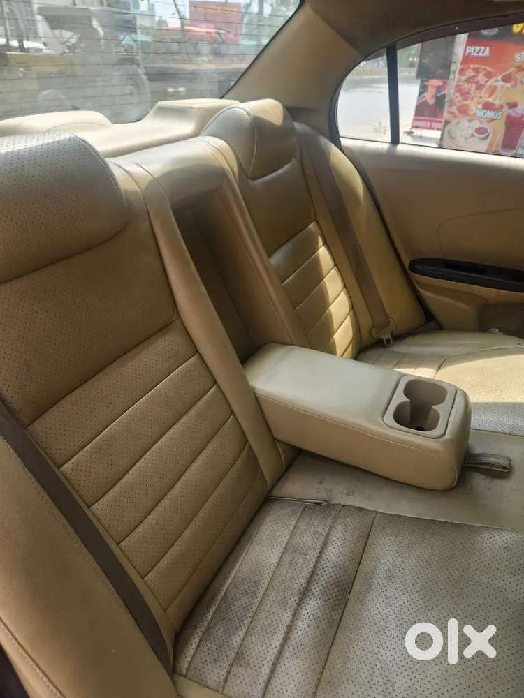 Honda Amaze 2015 Top Model Family Maintained Car