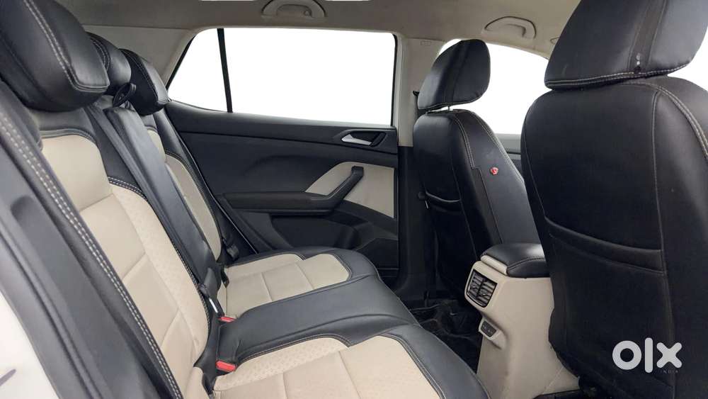 Volkswagen Taigun 1.0 Tsi Highline At, 2022, Petrol