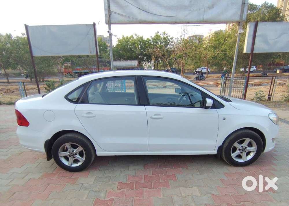Skoda Rapid 2011-2013 1.6 Mpi At Ambition, 2014, Petrol