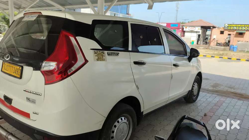 Mahindra Marazzo Diesel 2020