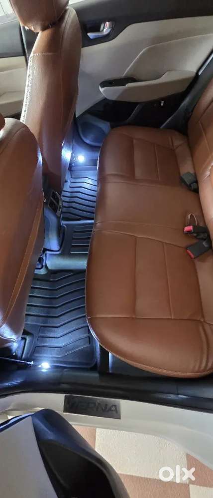 Hyundai Verna 1.6 Crdi Sx+ At With Sunroof