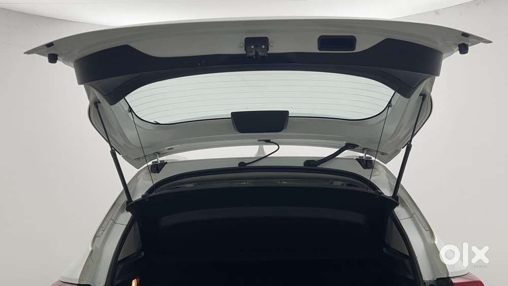 Honda Elevate Zx Mt, 2024, Petrol
