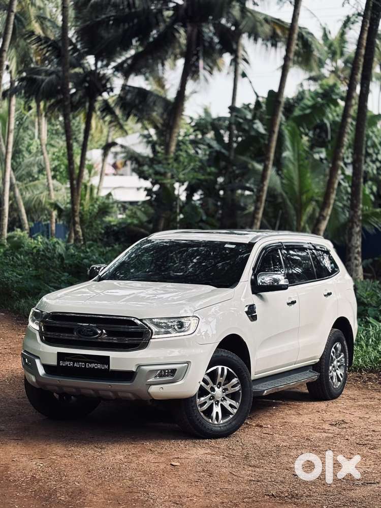 Ford Endeavour 3.2 Titanium At 4x4, 2017, Diesel