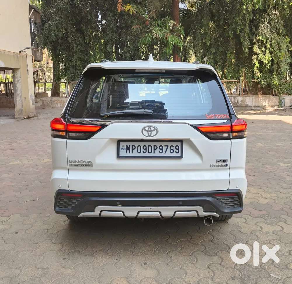 Toyota Innova Hycross Zx(0) 2024 Petrol 55000 Km Driven